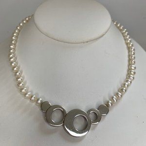 Misaki 925 Pearl & Silver Circle Pendant Necklace